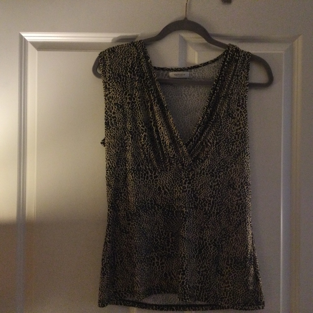 Black white and brown sleeveless low cut blouse